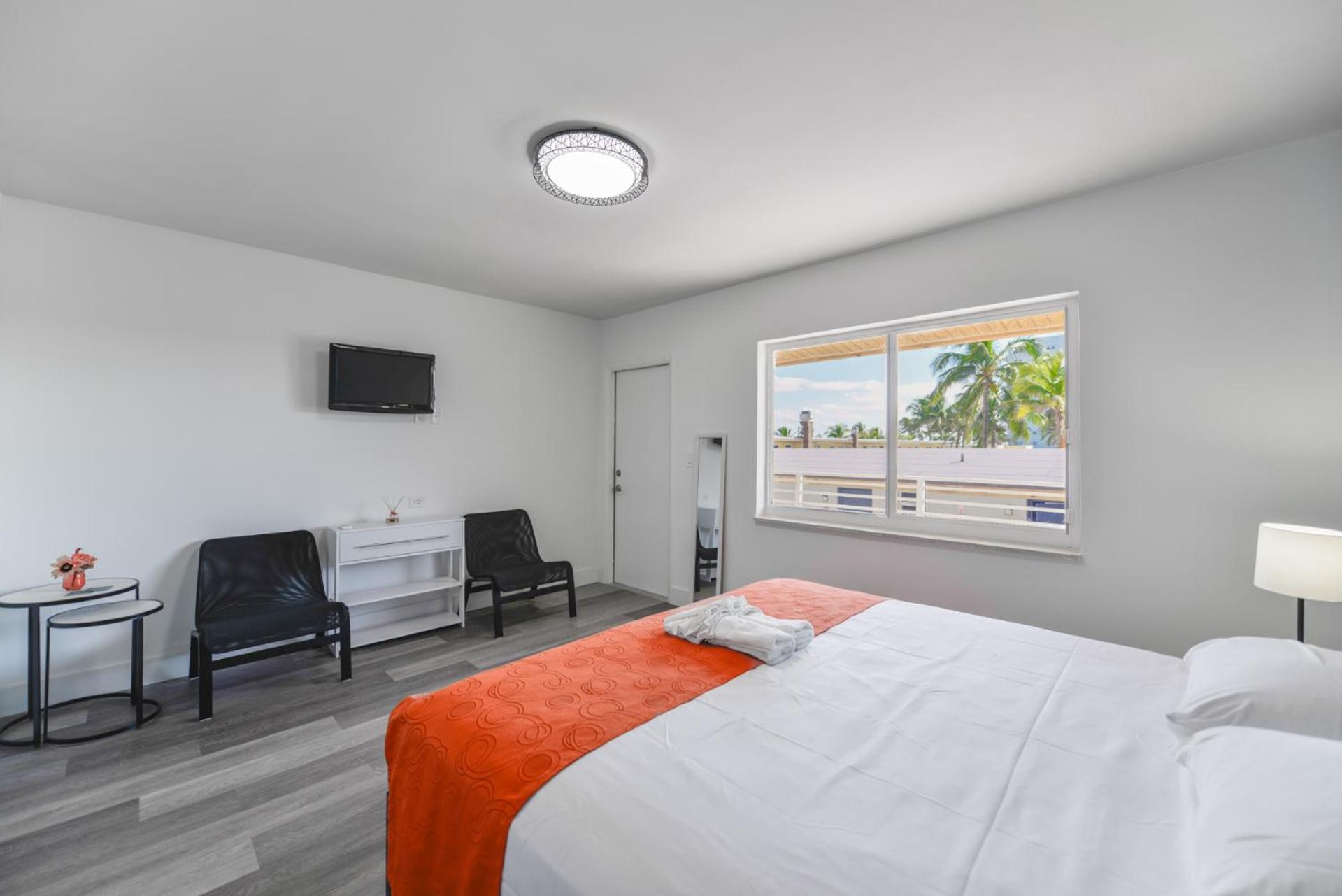 Serene Studio By The Beach With Pool - M34 Hollywood Luaran gambar